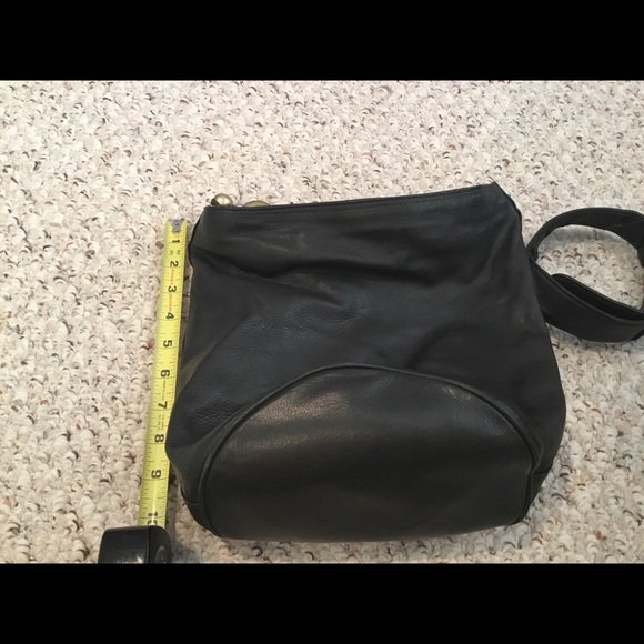 Donna Karen New York leather bucket bag - Picture 2 of 7